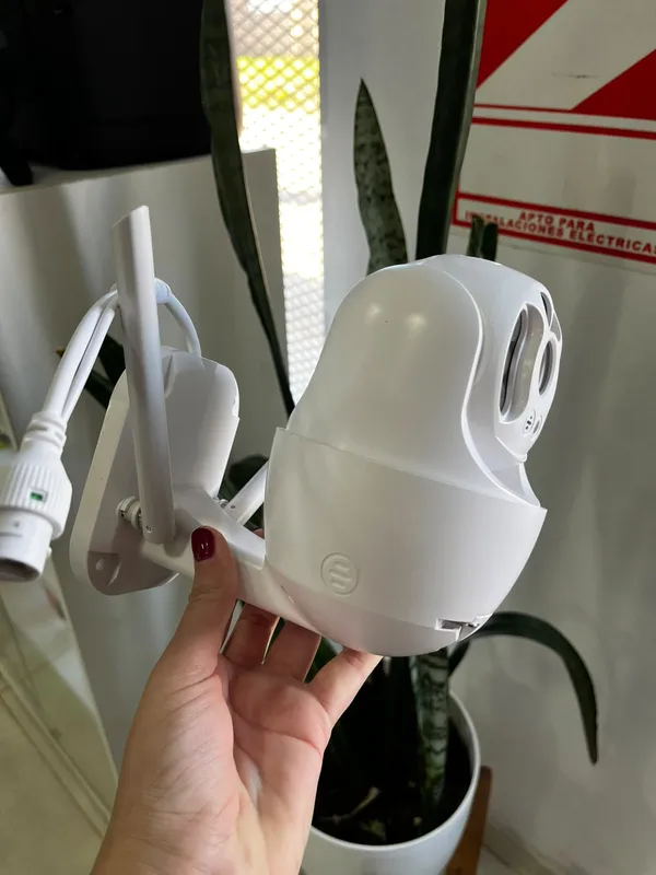 Camara de seguridad exterior WiFi (HY-2404) - FoxCel